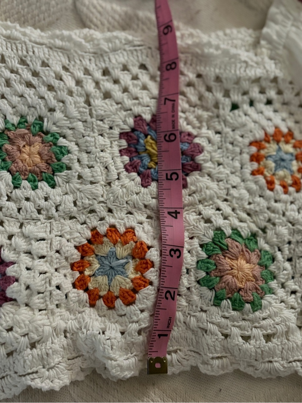 aerie white crop top with multicolor crochet bodice. size S. Summer perfection - Picture 8 of 9